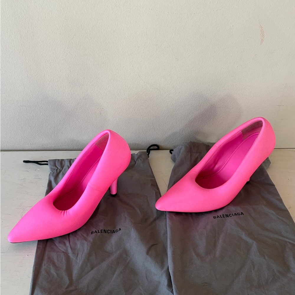 Balenciaga pink puffy knife heels - Picture 11 of 13